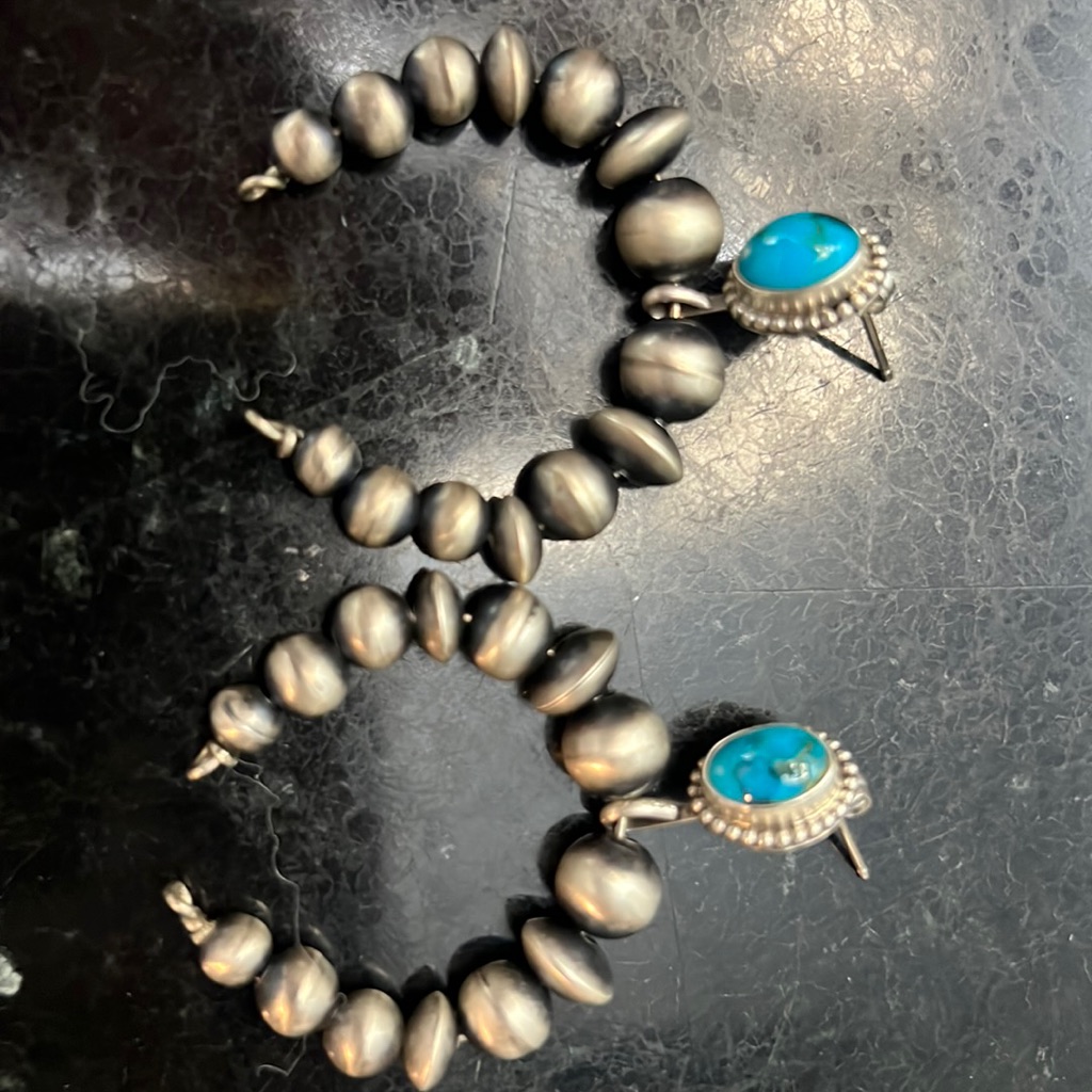 Native America Navajo Sterling Silver Turquoise / Pearl Beaded Earrings.